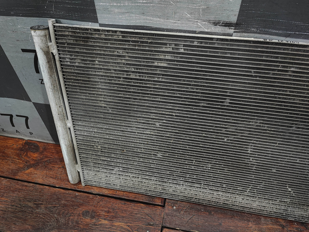 Радиатор кондиционера Mercedes C-Class (W205)  Б/У Оригинал A0995000454