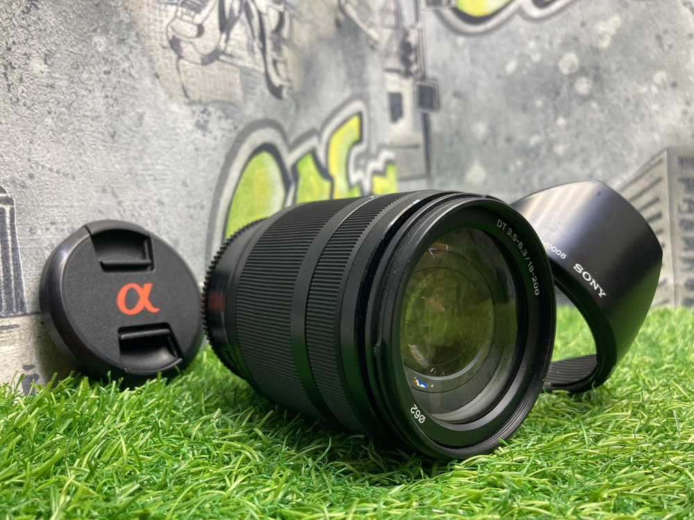 Sony 18-200mm 3.5-6.3 DT