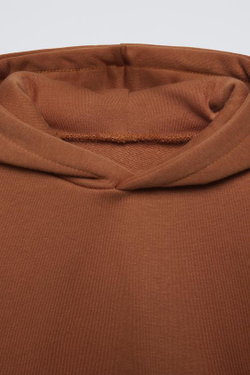 ZARA ТОЛСТОВКА С РЕЛЬЕФНОЙ НАДПИСЬЮ, ЦВЕТ ЖЖЕНОГО АПЕЛЬСИНА