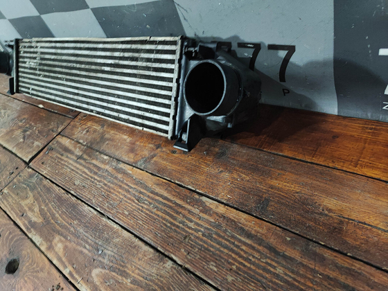 Интеркулер Volvo XC60 1 08-17 Б/У Оригинал 31338475