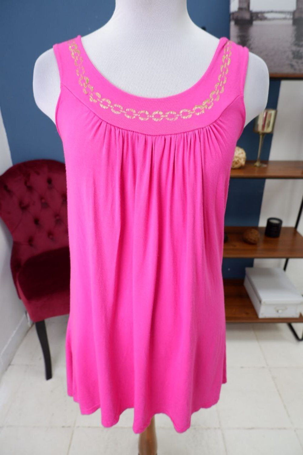 Топ яркого цвета 48 размер