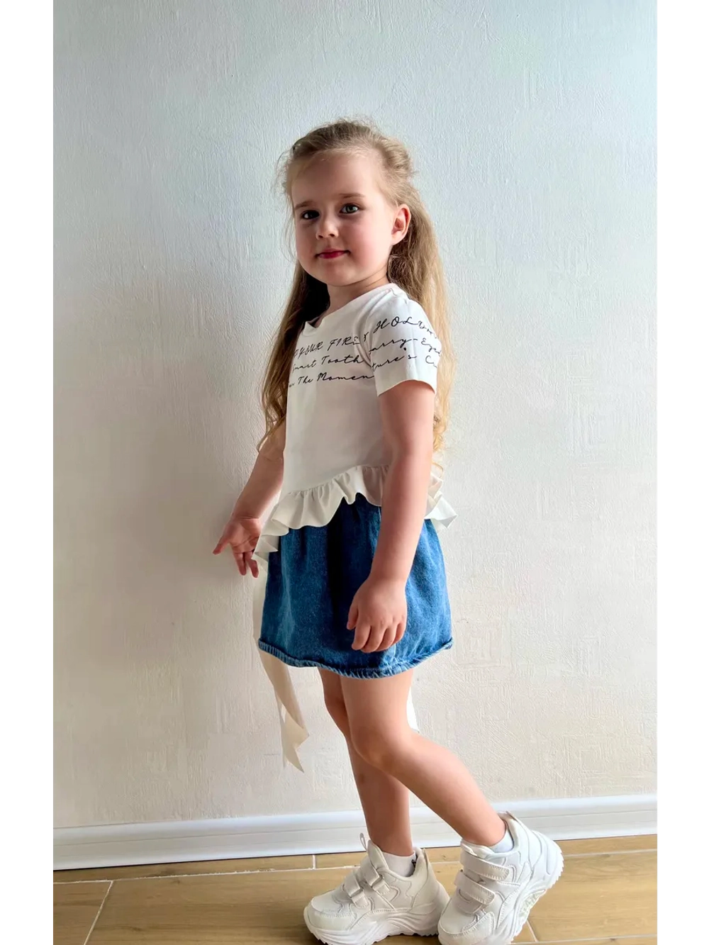 Футболка с воланами