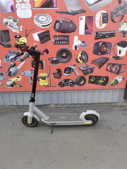 Электросамокат Ninebot KickScooter Max G30LP