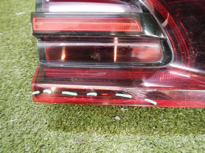 Фонарь левый внутренний Porsche Macan 95b (2014-2018)