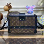 Louis Vuitton Petite Malle