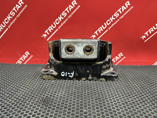 Подушка двигателя задняя