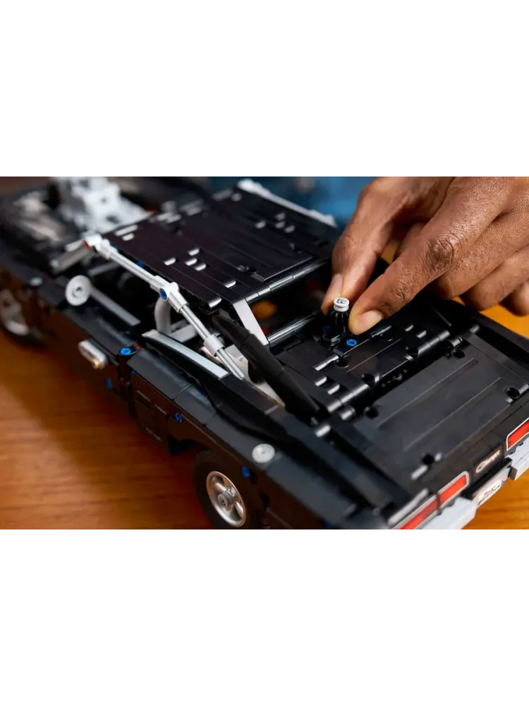 Конструктор Technic 42231 Dodge Charger R/T