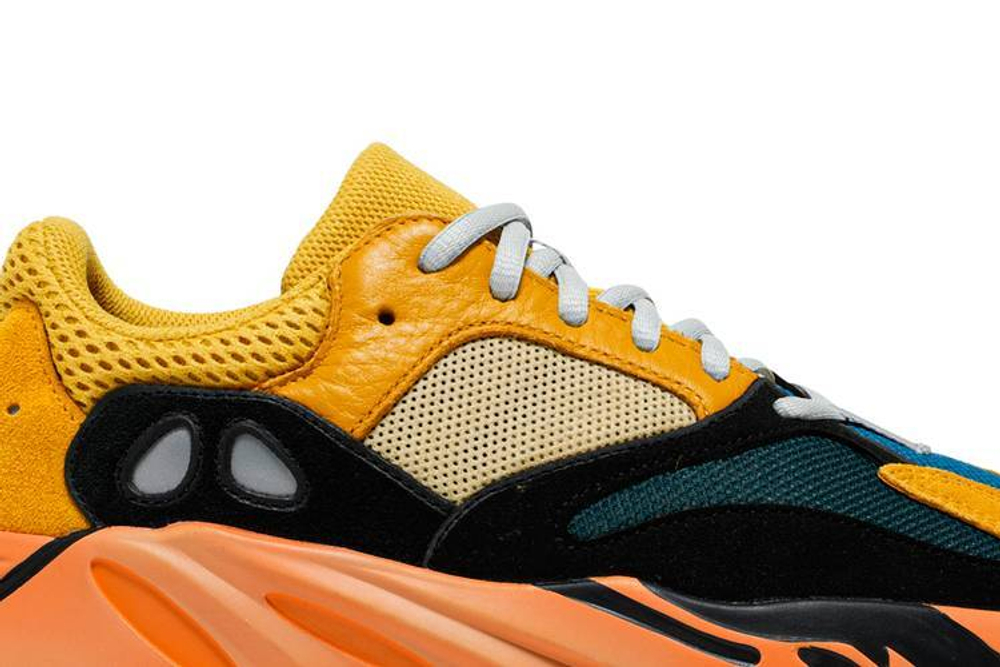 Кроссовки Adidas Originals Yeezy Boost 700 "Sun"