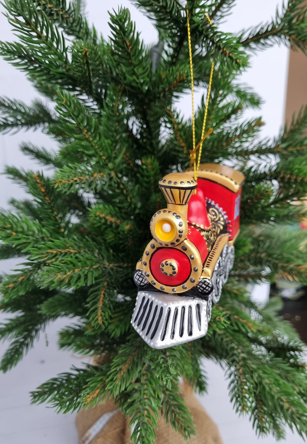 Паровоз ёлочная игрушка из фарфора