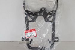 64221-MKP-J80. STAY COMP., FR. UPPER COWL. Honda CB500X