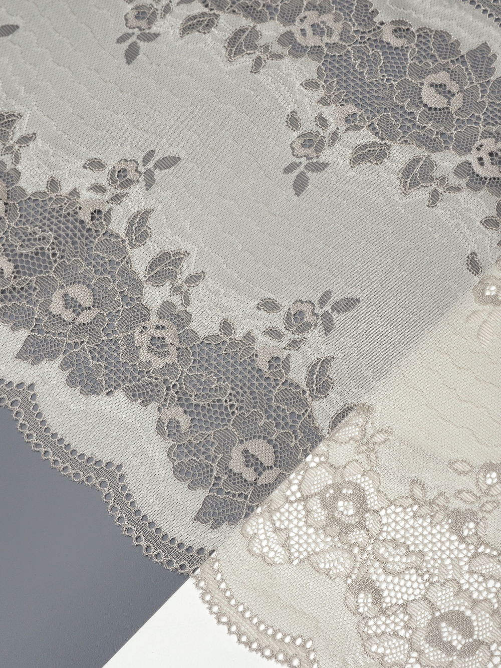 Эластичное кружево для белья серо-бежевое ширина 23 см