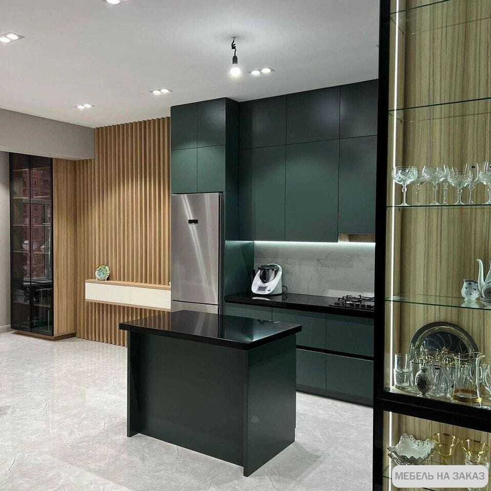 Кухня на заказ Изумрудик