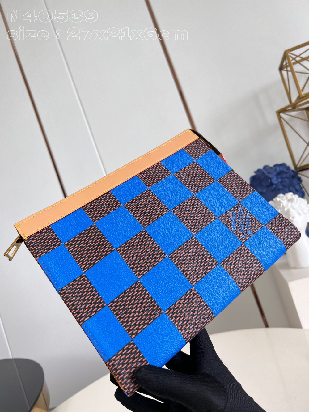 Louis Vuitton Pochette Voyage MM