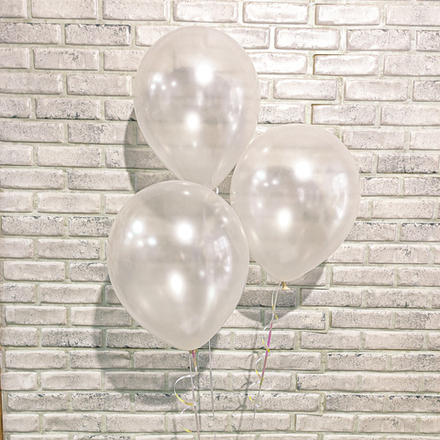Белые шары "Перламутр" с гелием