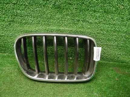 Решетка радиатора правая BMW X3 F25 (2010-2014)