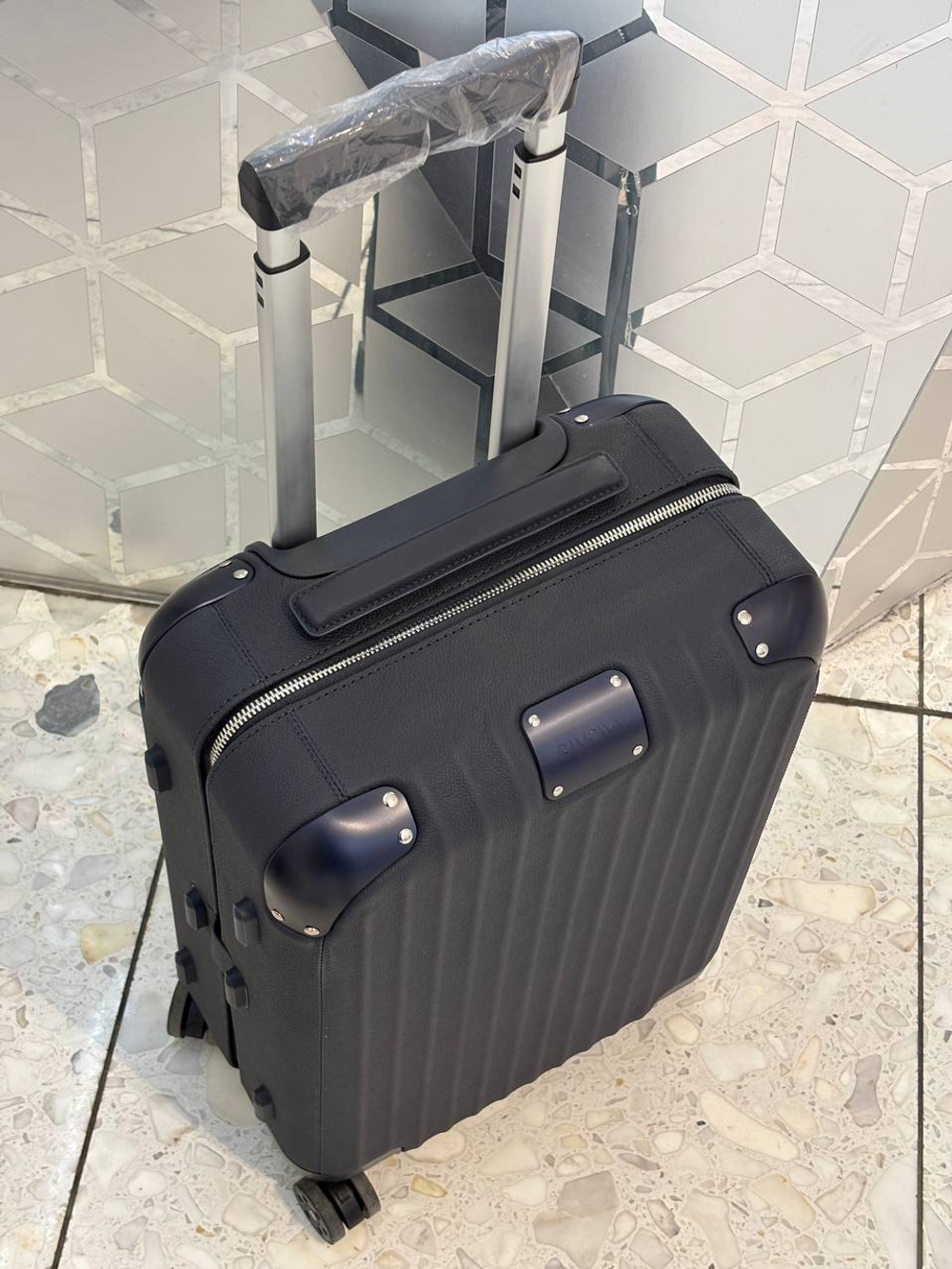 Чемодан Rimowa