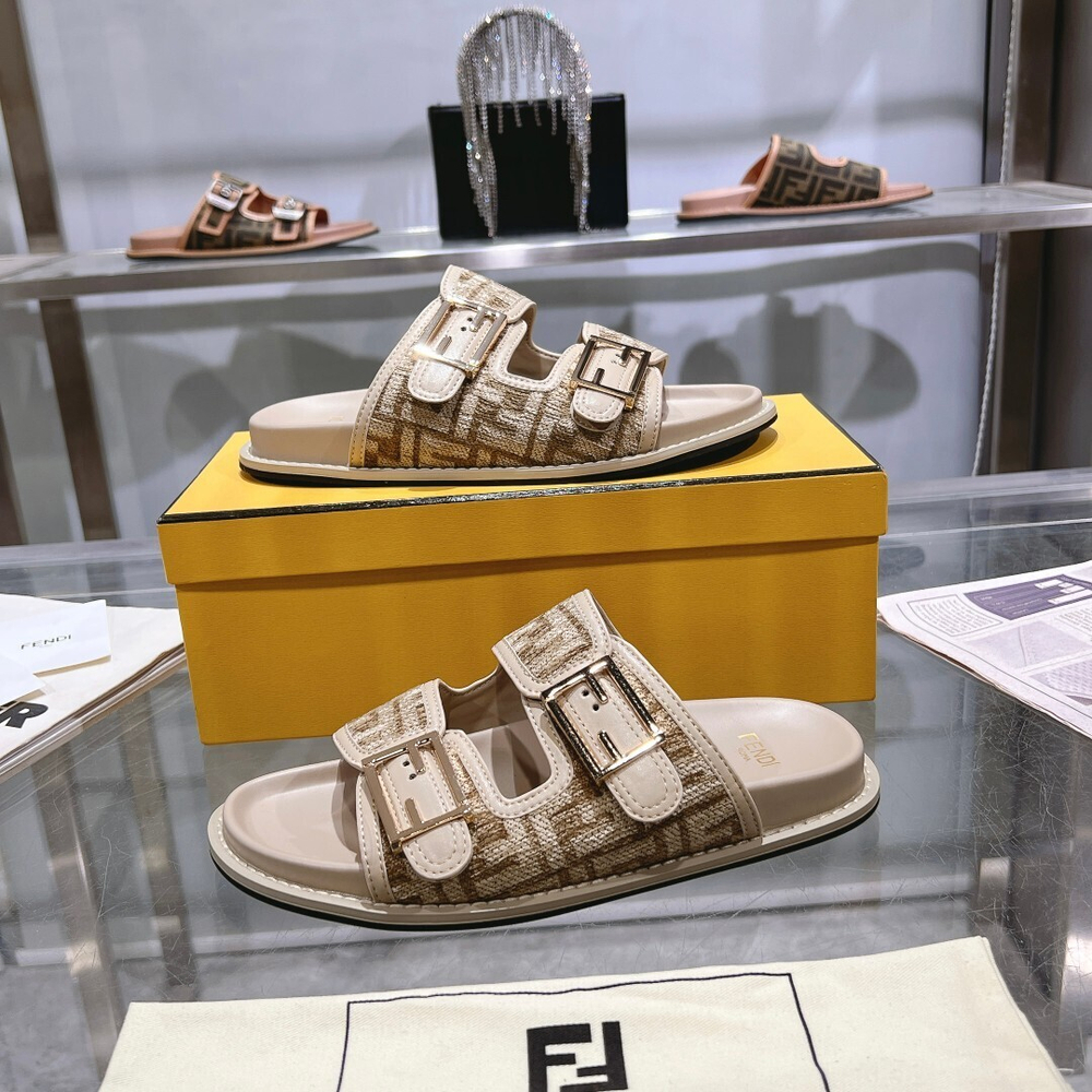 Fendi Feel Slides