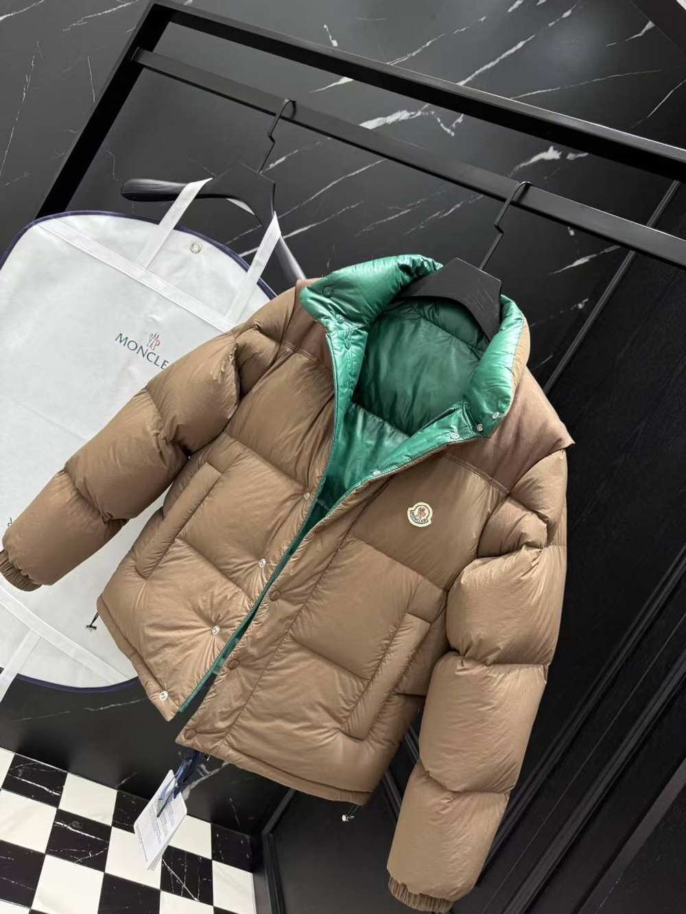 Двухсторонний пуховик-трансформер Moncler