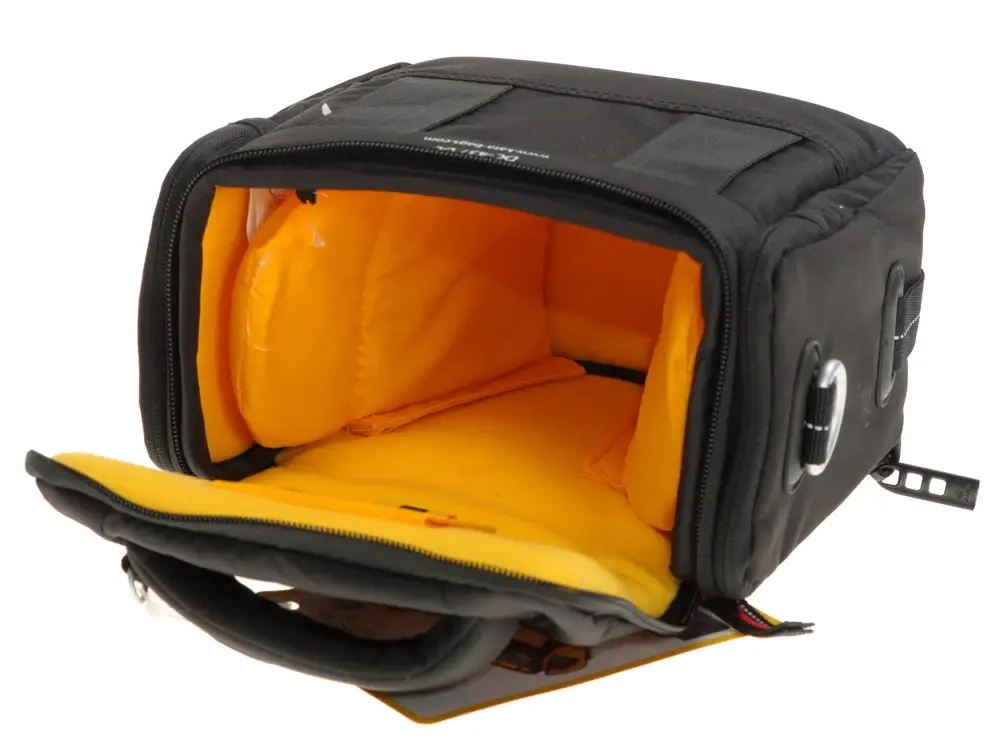Сумка Kata DC-437 DL Digital Case