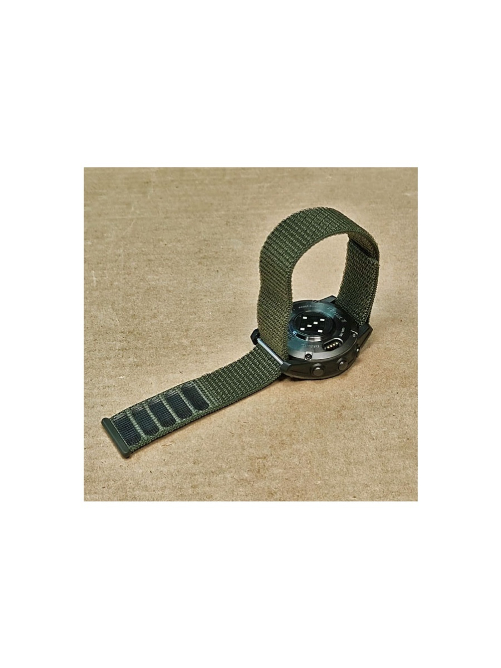 Нейлоновый ремешок UltraFit OneLoop 22 мм для Garmin Fenix 7 / 6 / 5, Marq, MARQ, Forerunner 9x5, instinct, instinct 2, Epix Gen 2