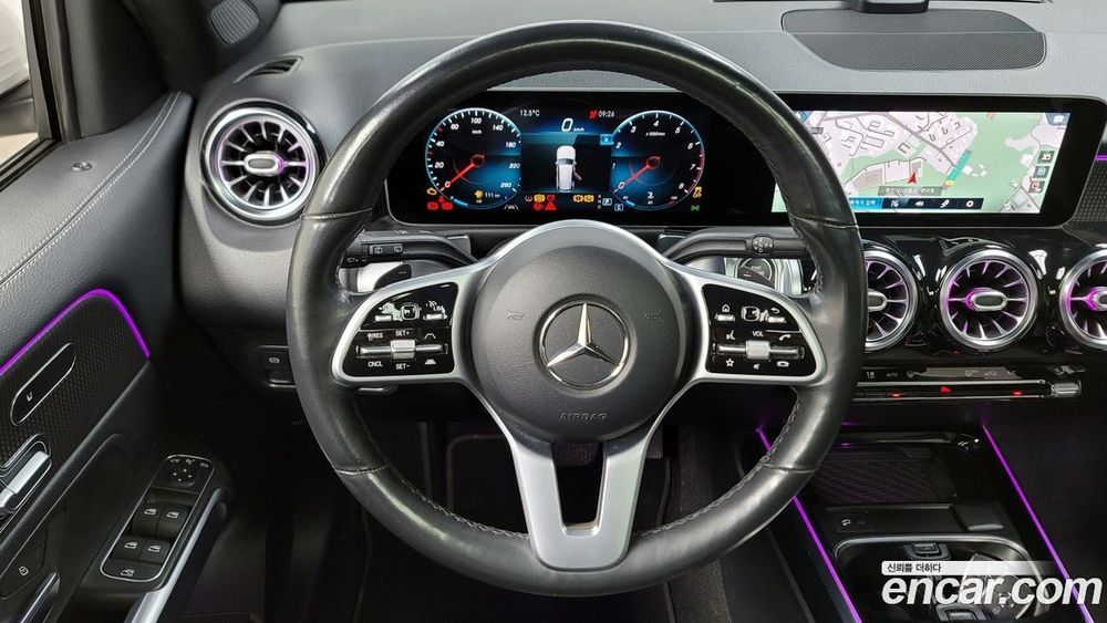 Mercedes-Benz GLB-Class X247 GLB220 (11.2020)