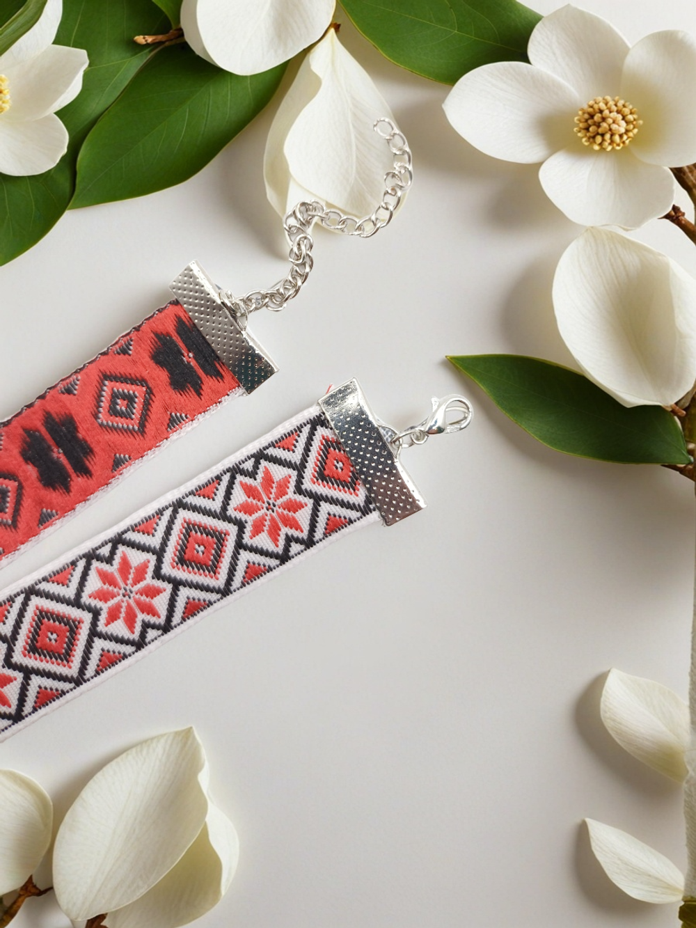 Чокер в славянском стиле Алатырь черно-красный 2 см