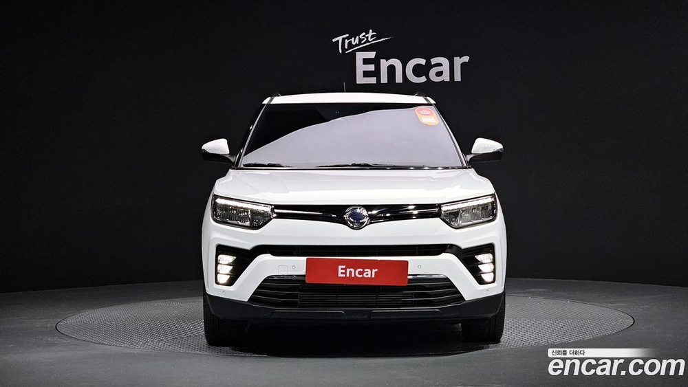 KG Mobility (Ssangyong) Very New Tivoli Бензин 1.5 2WD (08.2020)