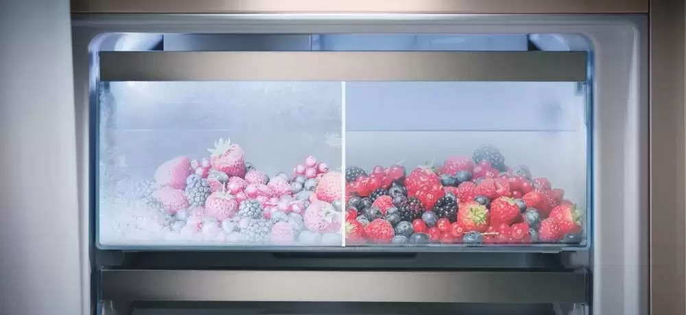 Встраиваемый холодильник Miele KFN 7795 C