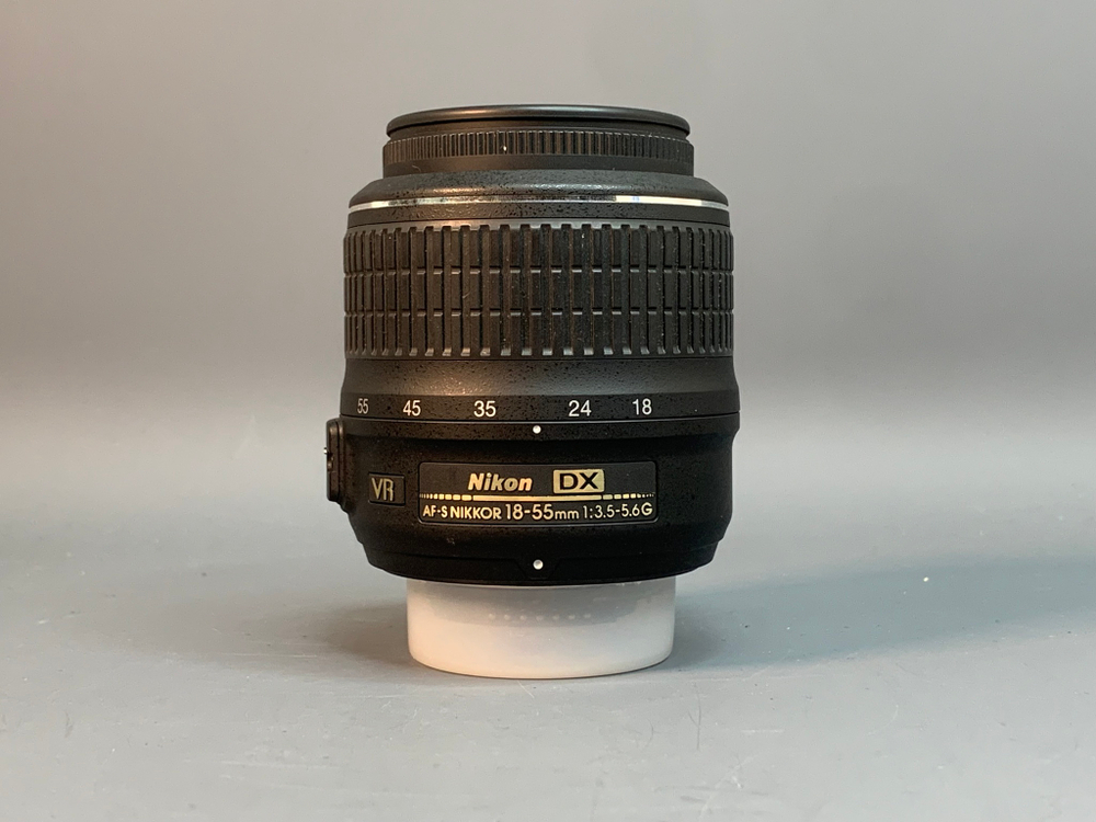 Nikon D3200 kit 18-55mm 3.5-5.6G VR 1.500 кадров