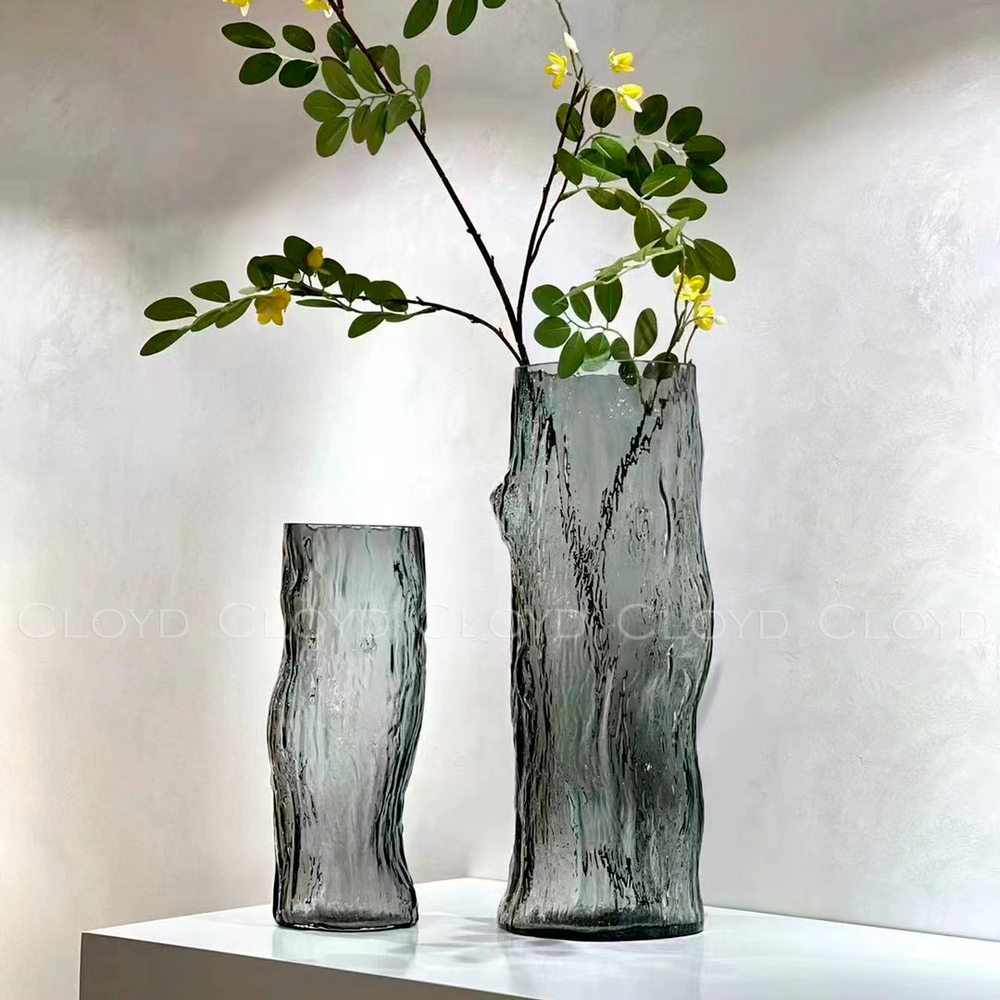 Ваза Cloyd арт.50130 / выс. 43 см - дымчатое стекло / серия 1620