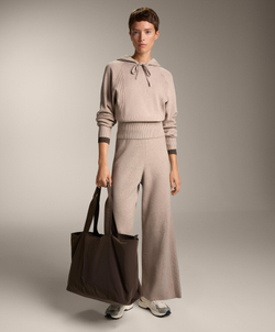 Oysho Вязаный джемпер в рубчик с капюшоном и приталенной талией, серо-коричневый