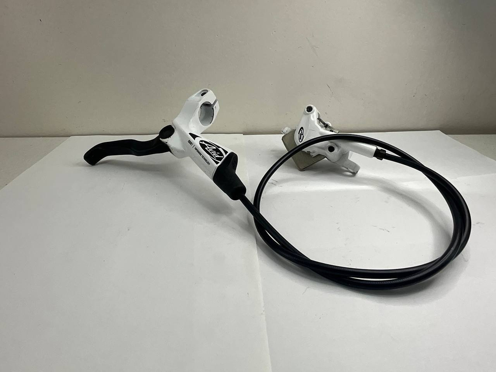 Тормоз для велосипеда Avid Elixir передний