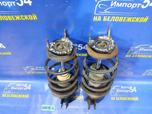 Стойка передняя правая NISSAN WINGROAD 1999