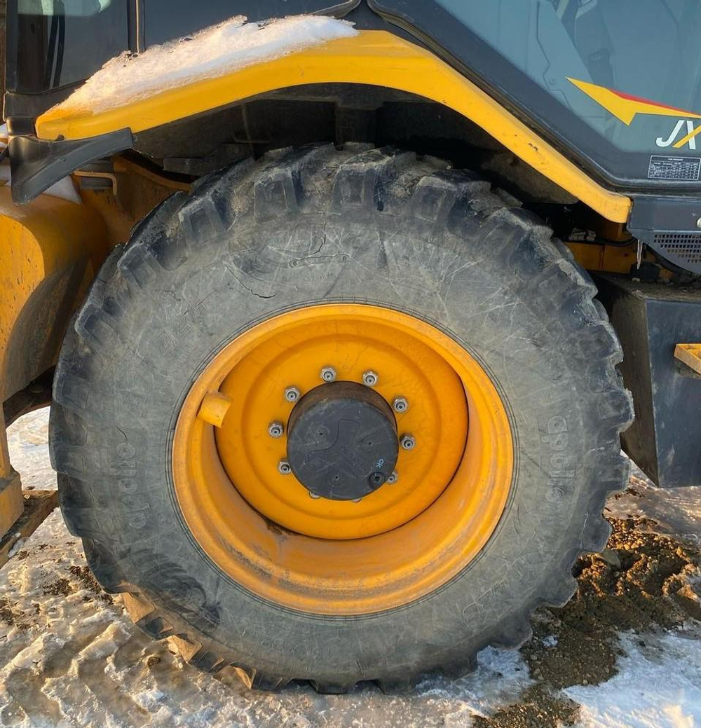 Bull HD-100 Экскаватор-погрузчик HD-100 (Дизельный, 4,4 л, 101 л.с., АТ)