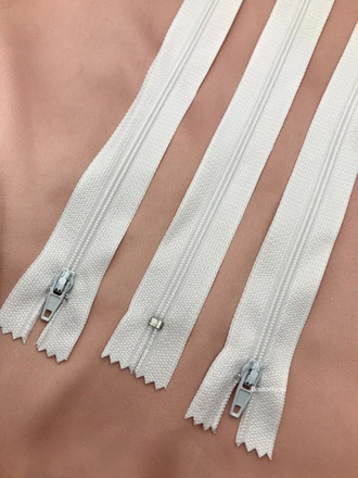 Молния белая