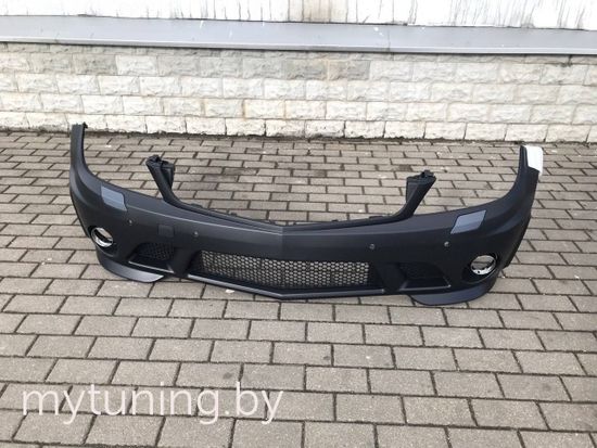 Передний бампер AMG STYLE для Mercedes C W204