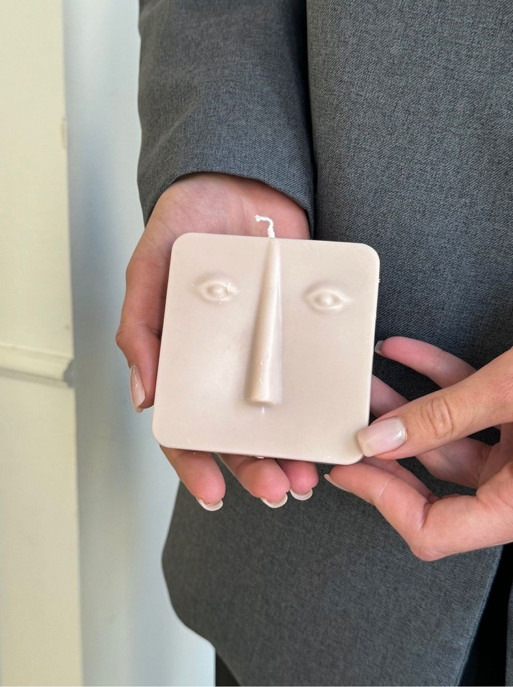 Свеча JIWA формовая Face квадрат