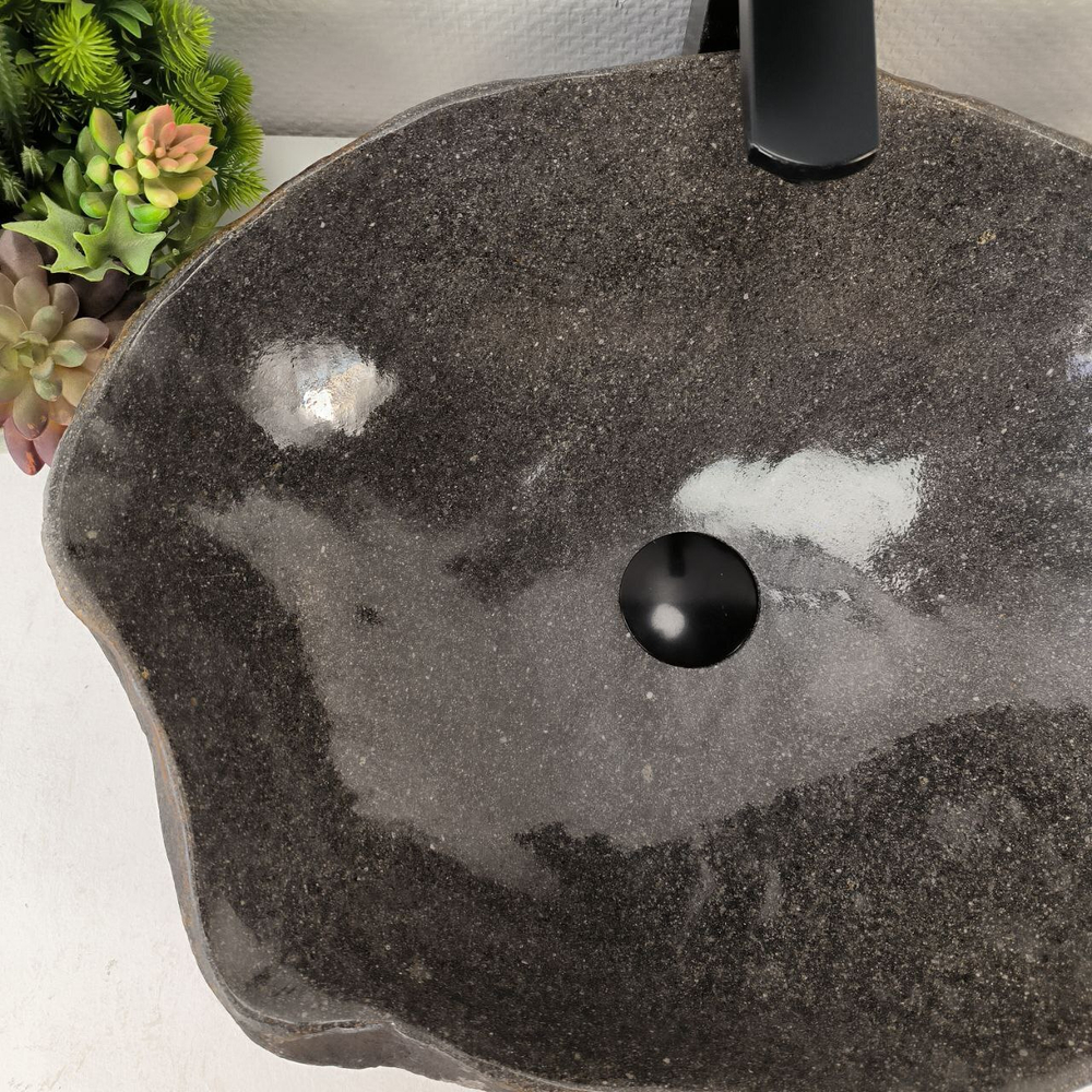 Раковина из речного камня RS-65059 52*41*15 0862