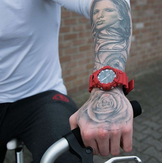 Наручные часы Casio GA-800-4A