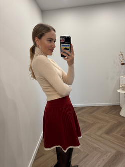 Водолазка молочный