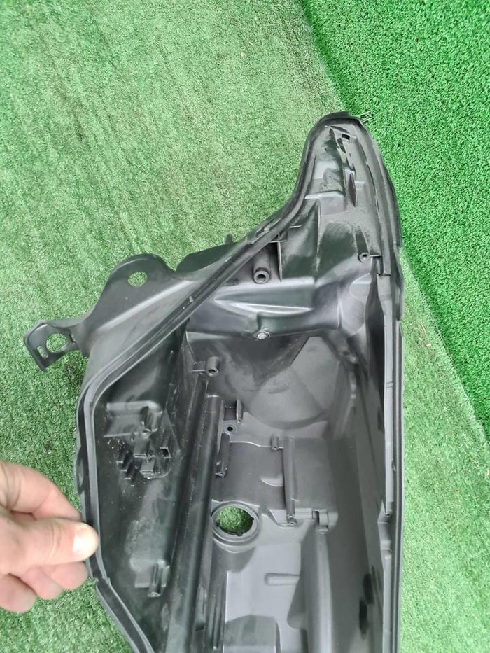 Корпус фары правый Range Rover Sport 2 L494 17-22