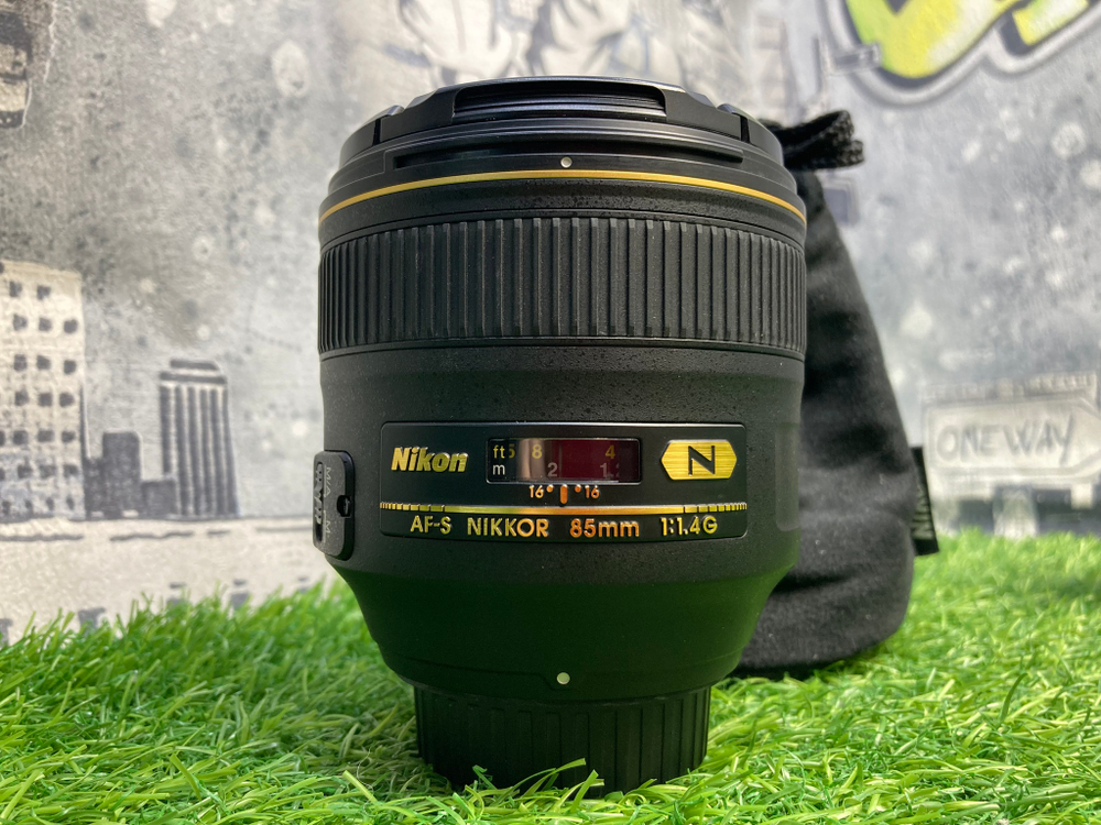 Nikon 85mm 1.4G AF-S Nikkor