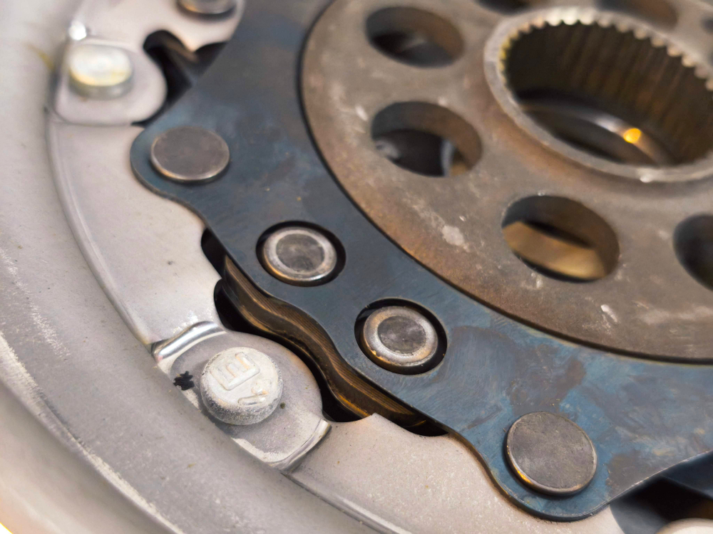 Двухмассовый маховик LUK  DSG 6 DQ250