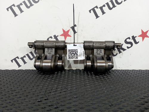 Вал рокеров в сборе 2017г