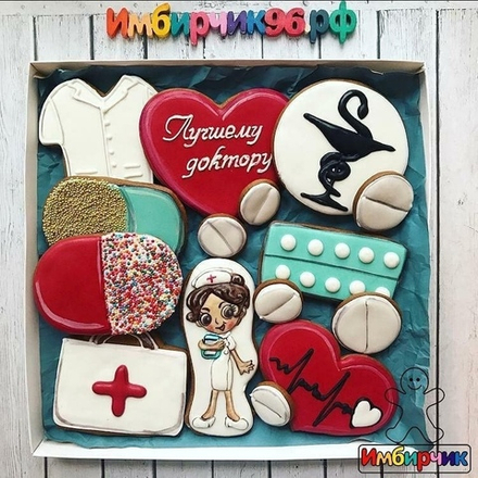 Имбирные пряники День медика