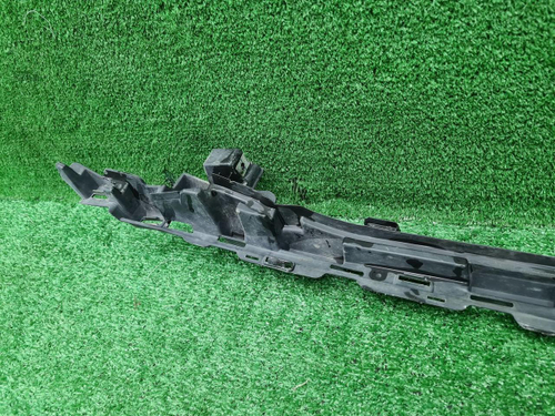 Кронштейн перед. бампера Mercedes C w205 18-23 AMG