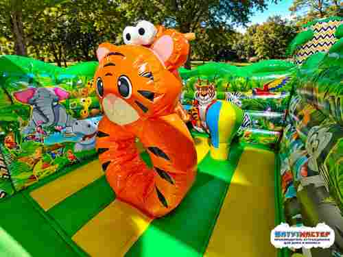 Коммерческий надувной батут «Чудо-сафари 2» 3,5*3,5*2,4 м