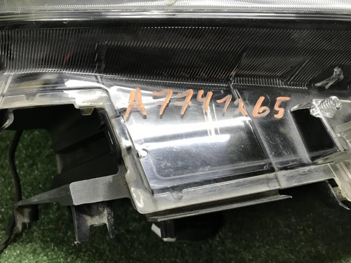 Фара правая Toyota LC Prado 150 (2017-н.в.) LED