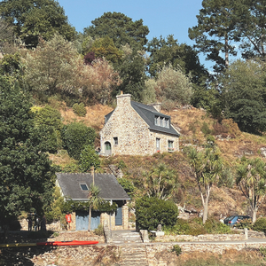 Кошелек Pont Aven из кожи теленка, голубого цвета с аппликацией