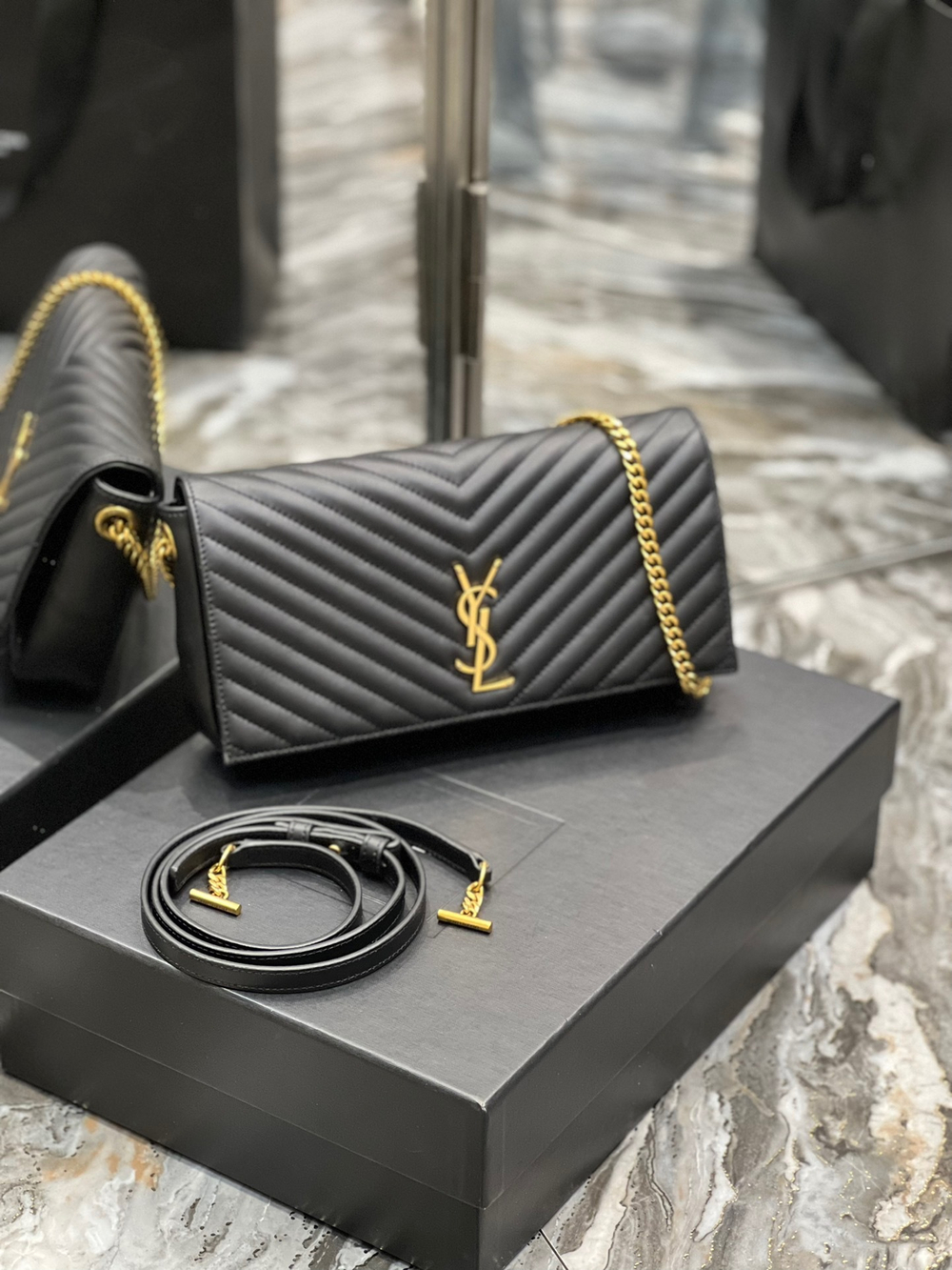 Saint Laurent Kate 99 Bag 26 cm